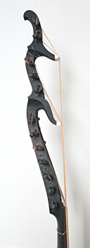 Side peg view of 13 course J.C. Hoffmann with Jauck-style theorboed upper extension - Grant Tomlinson Lutemaker